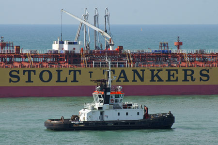 Tug at  Livorno - Photo: © Ian Boyle, 23rd August 2009