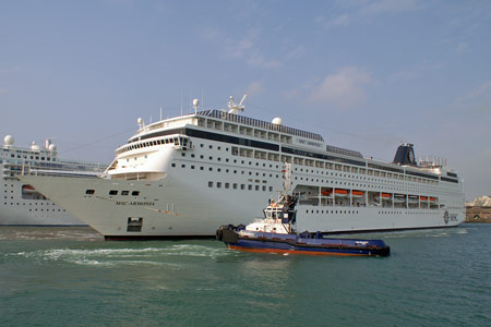 MSC ARMONIA - www.simplonpc.co.uk - Photo:  Ian Boyle, Dover, 13th May 2008