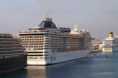 MSC FANTASIA - Photo: © Ian Boyle, 21st August 2009