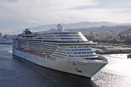 MSC FANTASIA - www.simplonpc.co.uk - Photo:  Ian Boyle, 30th March 2011