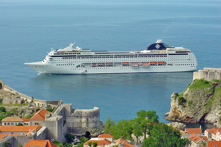 MSC Lirica