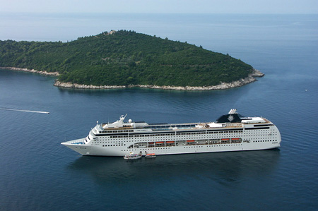 MSC Lirica