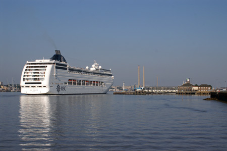 MSC Lirica