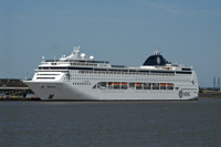 MSC Lirica