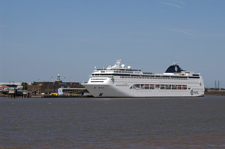 MSC Lirica