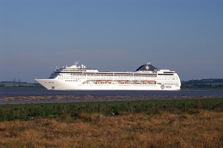 MSC Lirica