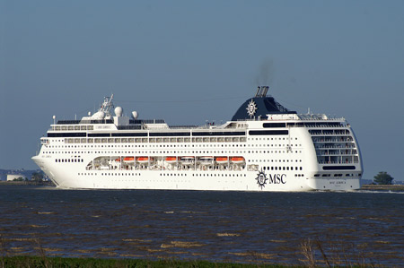 MSC Lirica