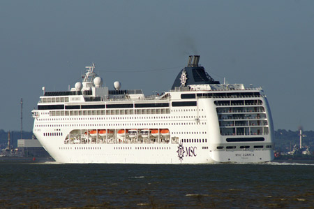 MSC Lirica