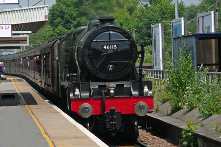 SCOTS GUARDSMAN - Photo: © Ian Boyle, 26th June 2010 - www.simplonpc.co.uk