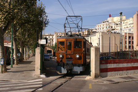 Loco No.2 at Palma - Photo:  Ian Boyle, 26th August 2009 - simplonpc.co.uk