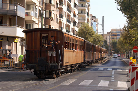 PALMA-SOLLER RAILWAY - Photo: © Ian Boyle, 26th August 2009