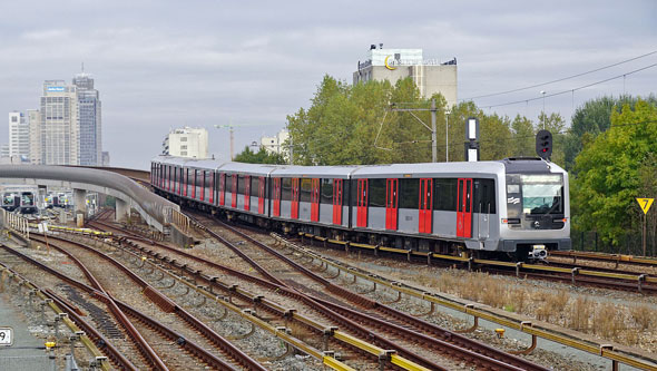 GVB Amsterdam Metro - S3/M4 - www.simplonpc.co.uk