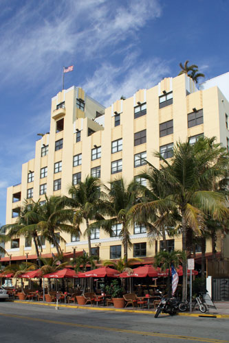 MIAMI OCEAN DRIVE - Art Deco - CELBRITY ECLIPSE 2012 Cruise - Photo: © Ian Boyle, April 2012 - www.simplonpc.co.uk