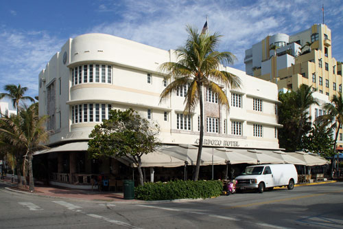 MIAMI OCEAN DRIVE - Art Deco - CELBRITY ECLIPSE 2012 Cruise - Photo: © Ian Boyle, April 2012 - www.simplonpc.co.uk