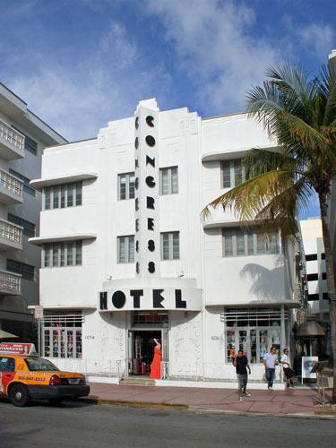 MIAMI OCEAN DRIVE - Art Deco - CELBRITY ECLIPSE 2012 Cruise - Photo: © Ian Boyle, April 2012 - www.simplonpc.co.uk