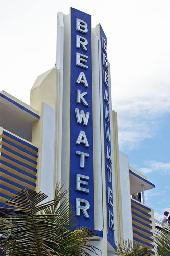 MIAMI OCEAN DRIVE - Art Deco - CELBRITY ECLIPSE 2012 Cruise - Photo: © Ian Boyle, April 2012 - www.simplonpc.co.uk