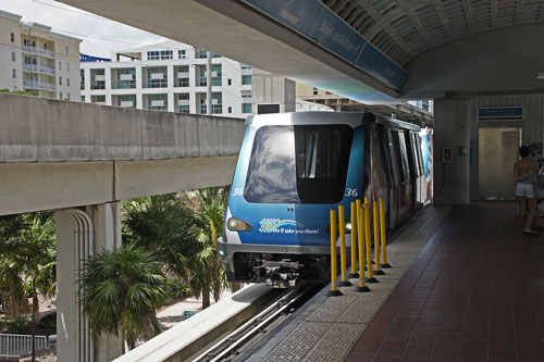 Miami Metromover - CELBRITY ECLIPSE 2012 Cruise - Photo: © Ian Boyle, April 2012 - www.simplonpc.co.uk