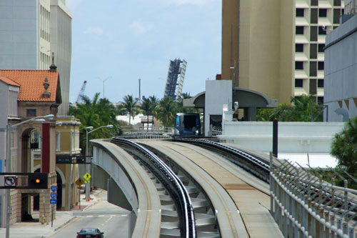 Miami Metromover - CELBRITY ECLIPSE 2012 Cruise - Photo: © Ian Boyle, April 2012 - www.simplonpc.co.uk