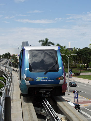 Miami Metromover - CELBRITY ECLIPSE 2012 Cruise - Photo: © Ian Boyle, April 2012 - www.simplonpc.co.uk