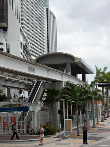 Miami Metromover - CELBRITY ECLIPSE 2012 Cruise - Photo: © Ian Boyle, April 2012 - www.simplonpc.co.uk