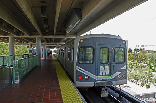 Miami Metrorail - CELBRITY ECLIPSE 2012 Cruise - Photo: © Ian Boyle, 19th April 2012 - www.simplonpc.co.uk