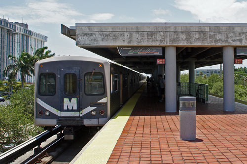 Miami Metrorail - CELBRITY ECLIPSE 2012 Cruise - Photo: © Ian Boyle, 19th April 2012 - www.simplonpc.co.uk