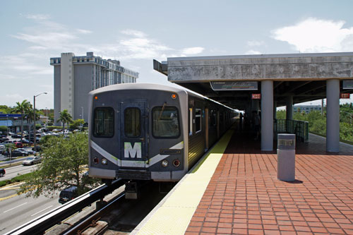 Miami Metrorail - CELBRITY ECLIPSE 2012 Cruise - Photo: © Ian Boyle, 19th April 2012 - www.simplonpc.co.uk