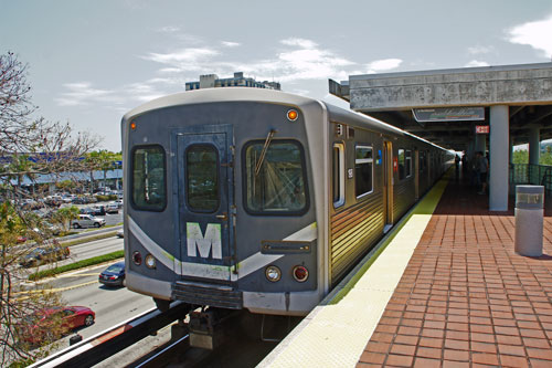 Miami Metrorail - CELBRITY ECLIPSE 2012 Cruise - Photo: © Ian Boyle, 19th April 2012 - www.simplonpc.co.uk