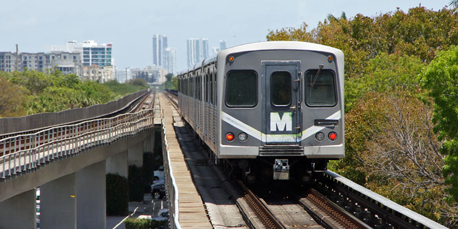 Miami Metrorail - CELBRITY ECLIPSE 2012 Cruise - Photo: © Ian Boyle, 19th April 2012 - www.simplonpc.co.uk