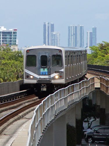 Miami Metrorail - CELBRITY ECLIPSE 2012 Cruise - Photo: © Ian Boyle, 19th April 2012 - www.simplonpc.co.uk