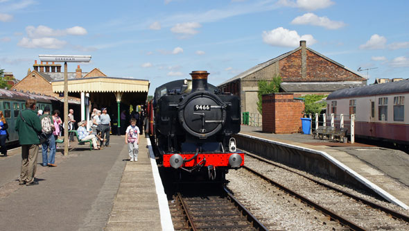 MID-NORFOLK RAILWAY - www.simplonpc.co.uk - Photo: ©2013 Ian Boyle