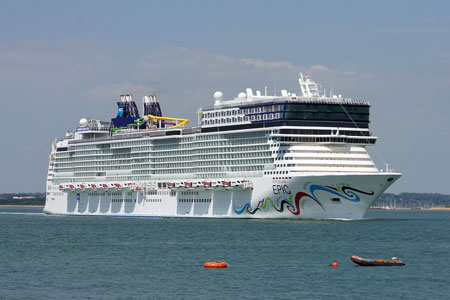 NORWEGIAN EPIC at Southampton - Photo: © Ian Boyle, 23rd June 2010 - www.simplonpc.co.uk