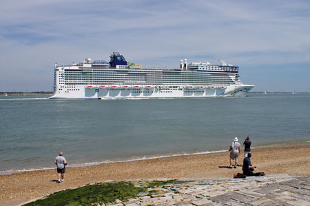 NORWEGIAN EPIC at Southampton - Photo: © Ian Boyle, 23rd June 2010 - www.simplonpc.co.uk