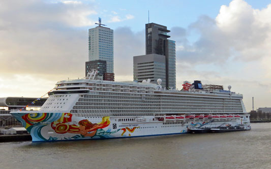 NORWEGIAN GETAWAY at Rotterdam - Photo: © Ian Boyle 13th January 2014 - www.simplonpc.co.uk