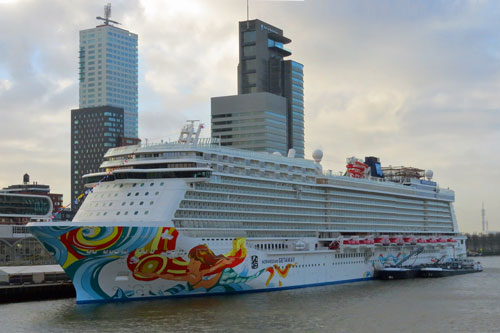 NORWEGIAN GETAWAY at Rotterdam - Photo: © Ian Boyle 13th January 2014 - www.simplonpc.co.uk