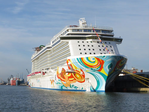 NORWEGIAN GETAWAY at Southampton - Photo: © Ian Boyle 14th January 2014 - www.simplonpc.co.uk