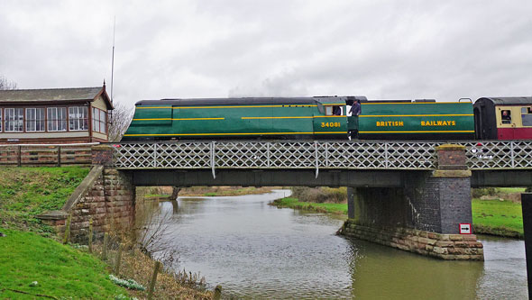 34053 SIR KEITH PARKES - Photo: ©2017 Ian Boyle - www.simplonpc.co.uk