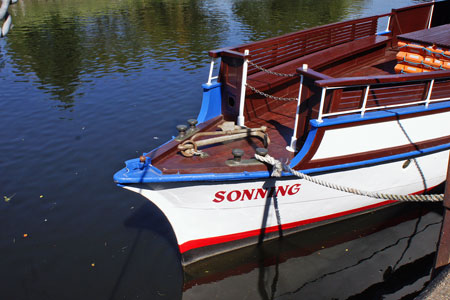 SONNING (1902) - Newark River Cruise Lines - Photo: © Ian Boyle, 24th August 2011 - www.simplonpc.co.uk