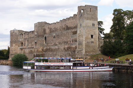 SONNING (1902) - Newark River Cruise Lines - Photo: © Ian Boyle, 24th August 2011 - www.simplonpc.co.uk