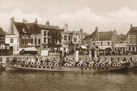 YARMOUTH BELLE at Great Yarmouth - www.simplonpc.co.uk