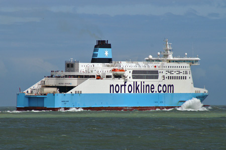 MAERSK DOVER - Norfolk Line - Photo:  Ian Boyle, 18th August 2008 -  www.simplonpc.co.uk