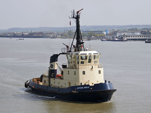 SVITZER REDBRIDGE - Photo: © Ian Boyle, 18th April 2010 - www.simplonpc.co.uk