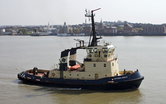 SVITZER REDBRIDGE - Photo: © Ian Boyle, 18th April 2010 - www.simplonpc.co.uk