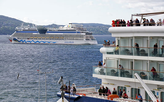 Ocean Princess Cruise - Bergen - Photo: © Ian Boyle, 30th July 2015 - www.simplonpc.co.uk