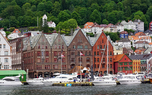 Ocean Princess Cruise - Bergen - Photo: © Ian Boyle, 30th July 2015 - www.simplonpc.co.uk