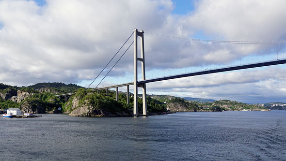 Ocean Princess Cruise - Bergen - Photo: © Ian Boyle, 30th July 2015 - www.simplonpc.co.uk