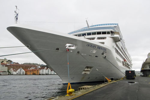 Ocean Princess Cruise - Bergen - Photo: © Ian Boyle, 30th July 2015 - www.simplonpc.co.uk