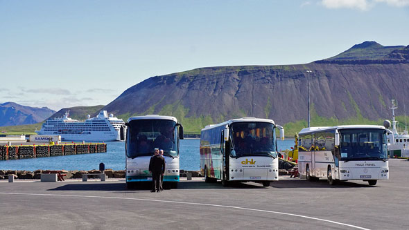 Ocean Princess Cruise - Grundarfjörður - Photo: © Ian Boyle, 25th July 2015 - www.simplonpc.co.uk