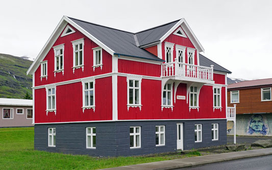 Ocean Princess Cruise - Seyðisfjörður - Photo: © Ian Boyle, 21st July 2015 - www.simplonpc.co.uk