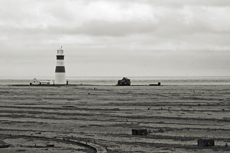 ORFORDNESS LIGHTHOUSE - www.simplonpc.co.uk - Photo:  Ian Boyle, 25th June 2011